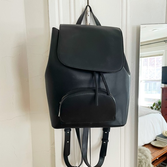 Leather Hieleven Backpack - Picture 6 of 7